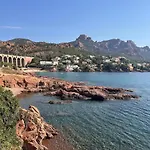Vila Naim Esterel
