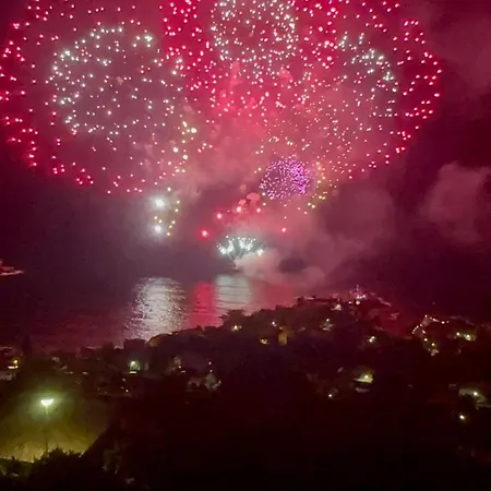 וילה Naim Esterel *