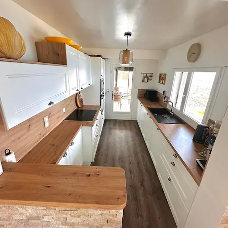 וילה Naim Esterel *