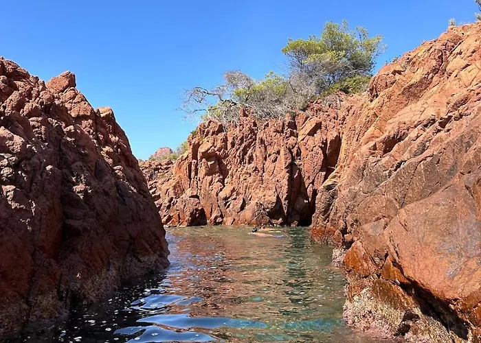 Naim Esterel Villa Saint-Raphaël