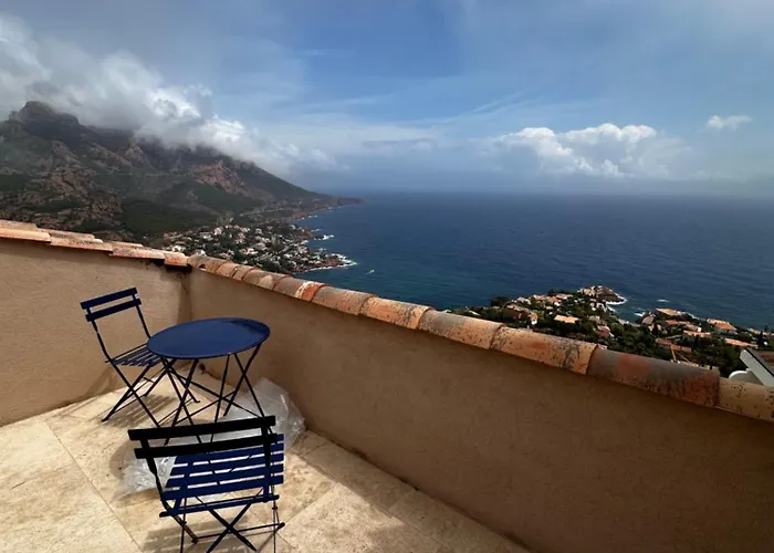 Naim Esterel * Saint-Raphaël