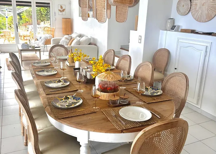 Naim Esterel Villa *